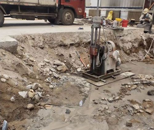 石碌镇公路下沉压浆